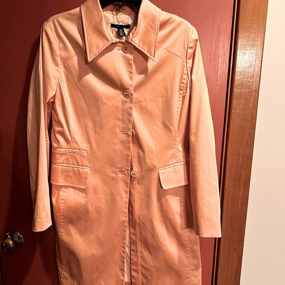 COPY - Beautiful lined Kenneth Cole trench coat, sz 8